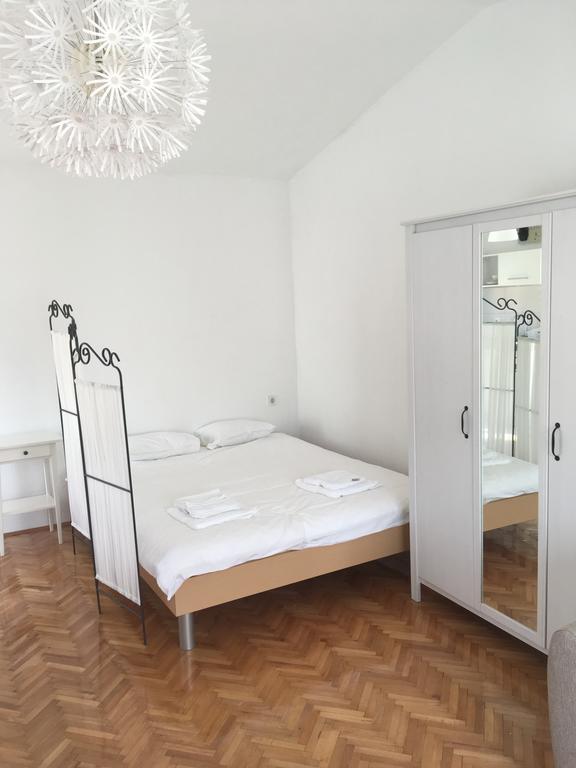 Centre Apartment Božava 外观 照片