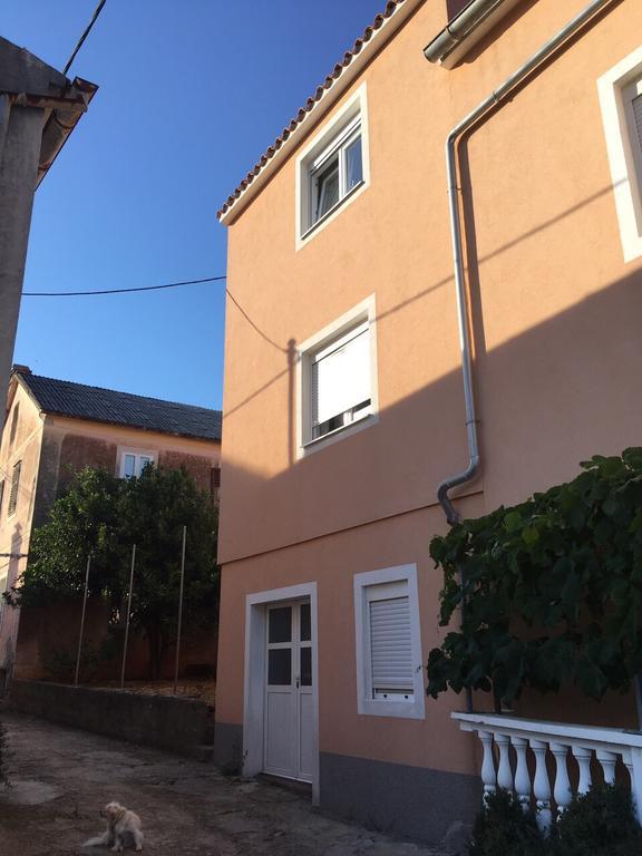 Centre Apartment Božava 外观 照片